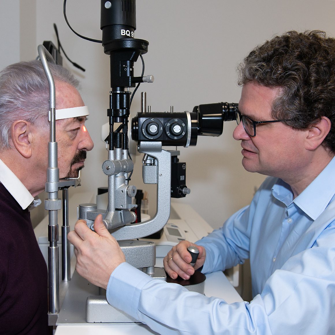 Behandlung Grauer Star. Augenarzt Dr. Alexander Fell - Augentagesklinik in Bad Rothenfelde